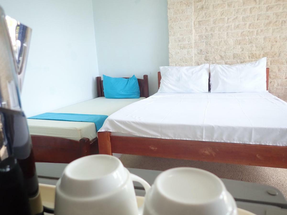 Nost Cottages Lapu-Lapu City Exterior photo